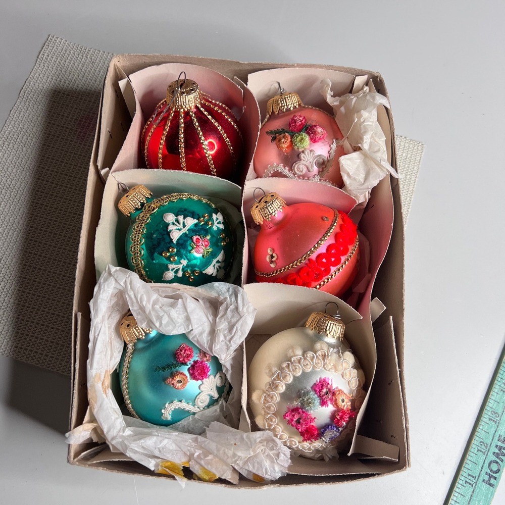 Vintage West Germany Glass Christmas Ornaments Set of 6 Floral Lace Gold Trim